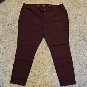 St. John's Bay Deep Merlot Skinny Leg Jeans 20W
